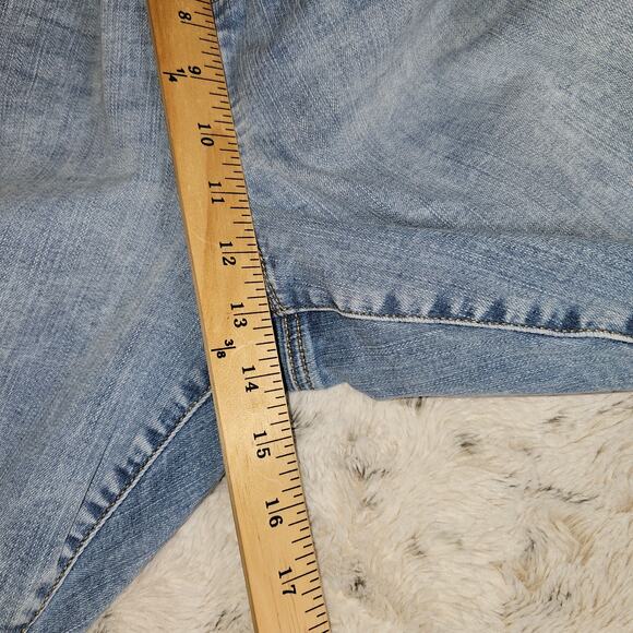 Torrid Bombshell Flair Premium Stretch Light Wash Jeans Size  Size 26S - Picture 6 of 9